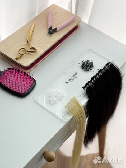 Модель на наращивание волос