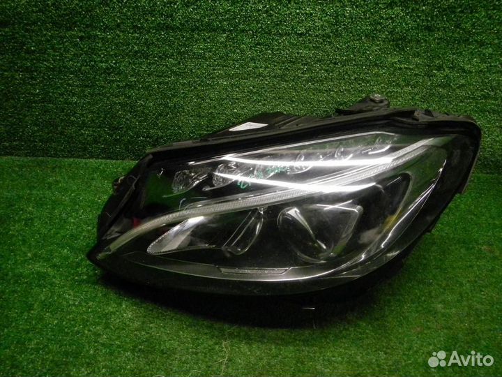 Фара левая Mercedes-Benz C-Class