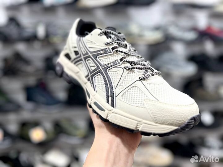 Кроссовки Asics