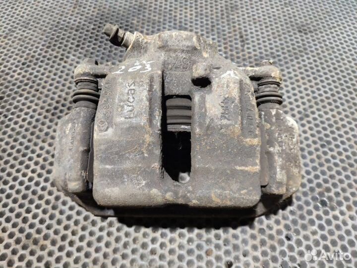 Суппорт передний передний левый Mercedes C200 W203