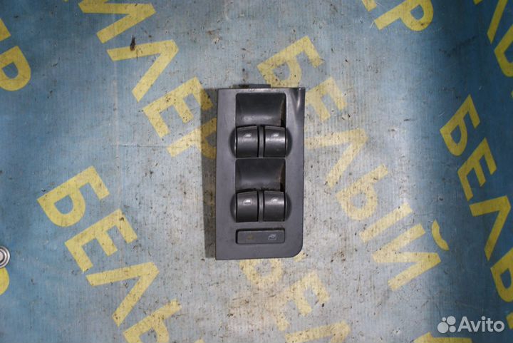 Блок управления стеклоподъемниками audi A6 C5