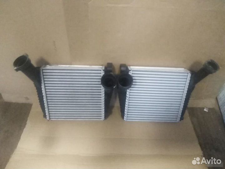 Радиатор интеркулера Audi Q7