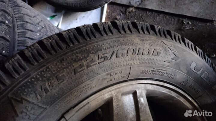 Goodyear UltraGrip 500 225/60 R16