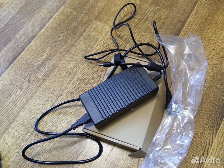 Бп игровой ноутбук- 19v/7,9A,новые