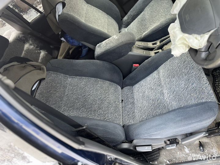 Сиденья салон Mitsubishi Challenger 1998 K99