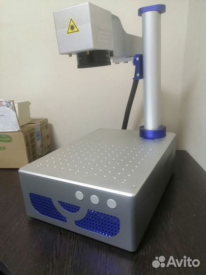 Лазерный гравёр (маркер по металлу)