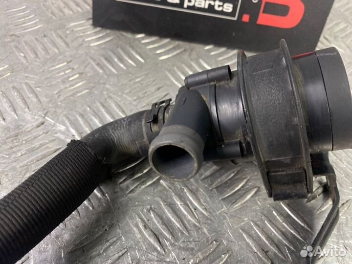 Насос водяной (помпа) Volkswagen Golf MK6 CAV