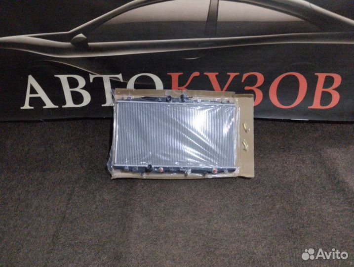 Радиатор охлаждения Honda Accord 7 2.0 L 2002-2008
