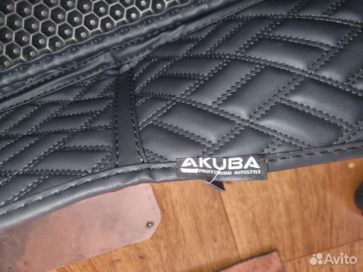 Чехлы+коврики.приус 30