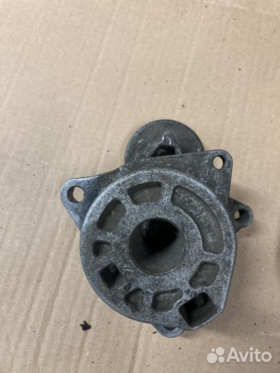 Ролик натяжной Nissan X-Trail T30 QR20