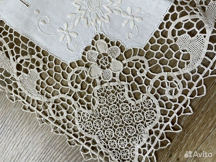 Скатерть винтажная, игольное кружево, Италия