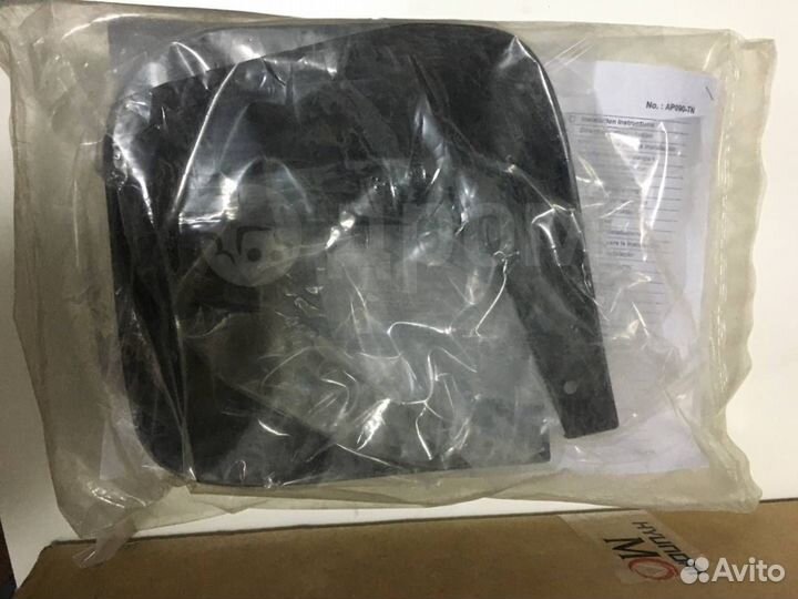 Брызговик передние aveo 93743919