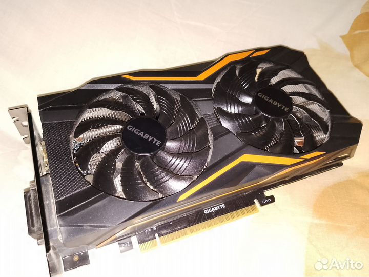 Видеокарта GTX 1050