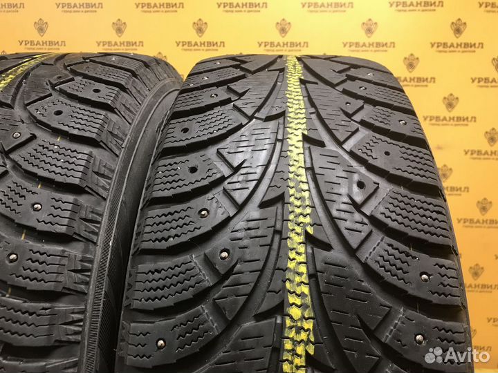 Hankook Winter I'Pike 215/60 R16 95T