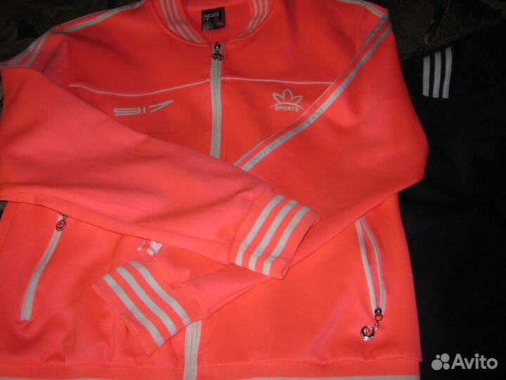 Костюм жен. спортивный новый раз.46-48