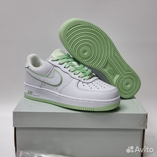 Кроссовки Nike Air Force 1