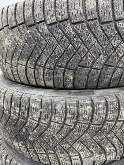 Pirelli P Zero R 245/50 R19