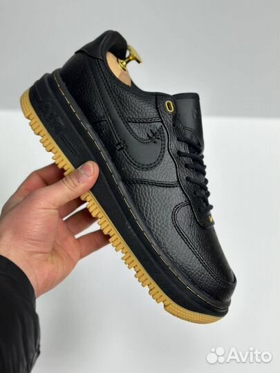 Кроссовки Nike Sportswear Air Force 1 Luxe
