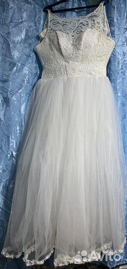 Свадебное платье