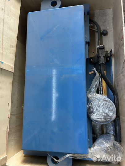 Траверса ручная для четырехстоечного подъемника