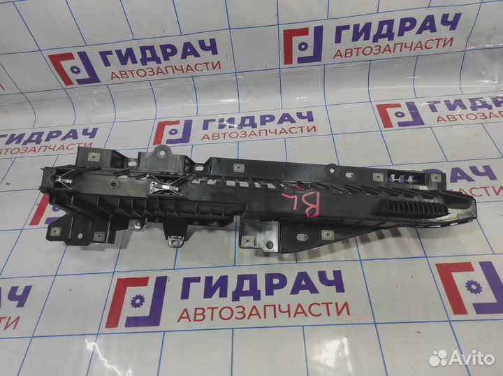 Кронштейн BMW X6 (E71) 51476981051. Крепления напр