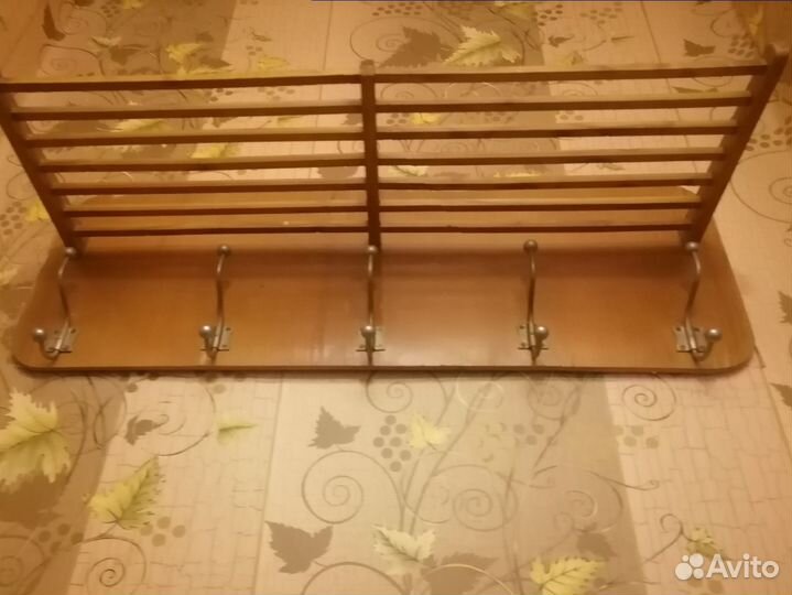 Вешалка в прихожую настенная бу