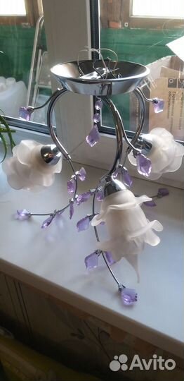 Люстра потолочная с лампочками