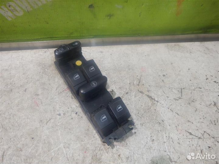 Блок управления стеклоподъемниками Фольксваген Г