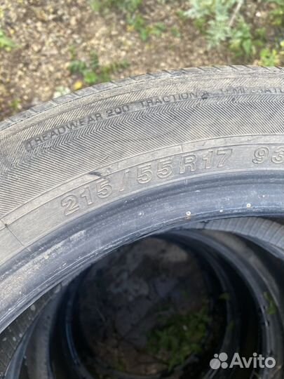 Yokohama BluEarth E70 215/55 R17