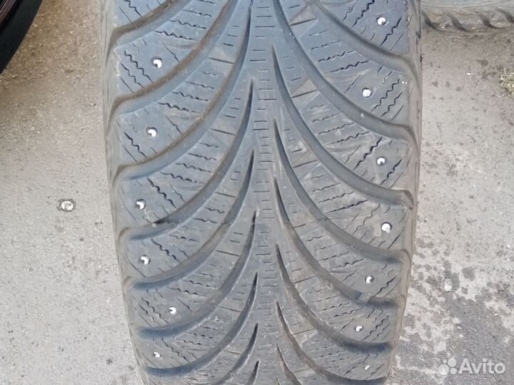Sava Eskimo Stud 185/65 R15