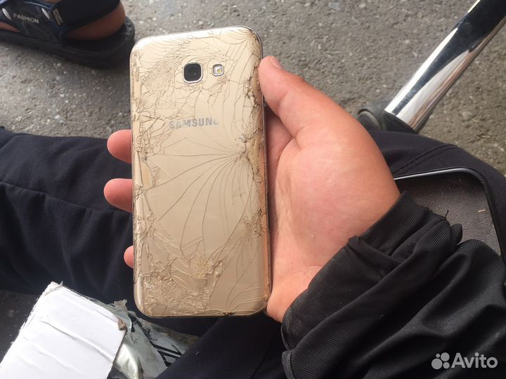 Телефон samsung galaxy a5 2017