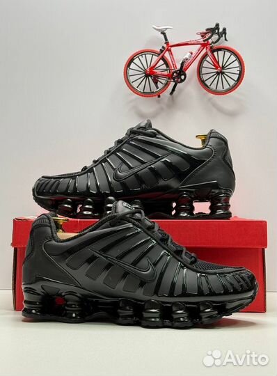 Кроссовки Nike shox