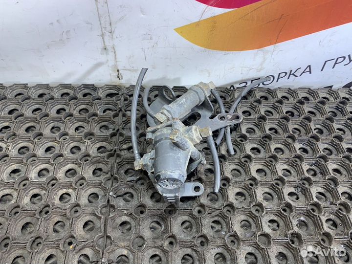 0034318906 Клапан ограничительный