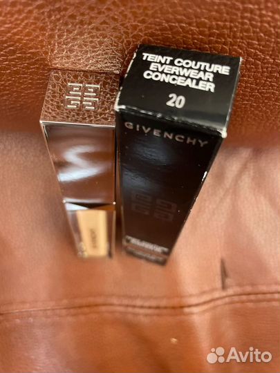 Тональный корректор givenchy