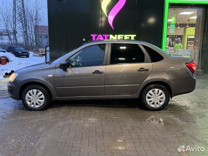 LADA Granta 1.6 МТ, 2018, 185 000 км
