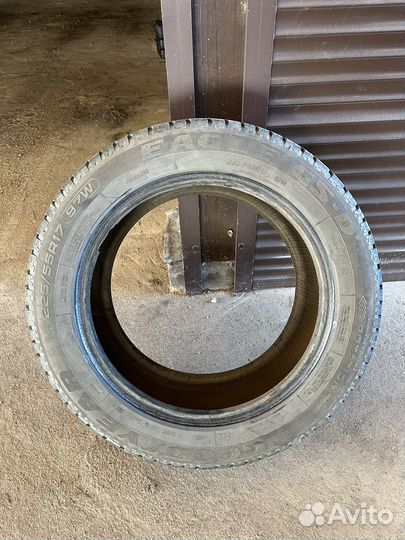 Goodyear Eagle GS-D 225/55 R17