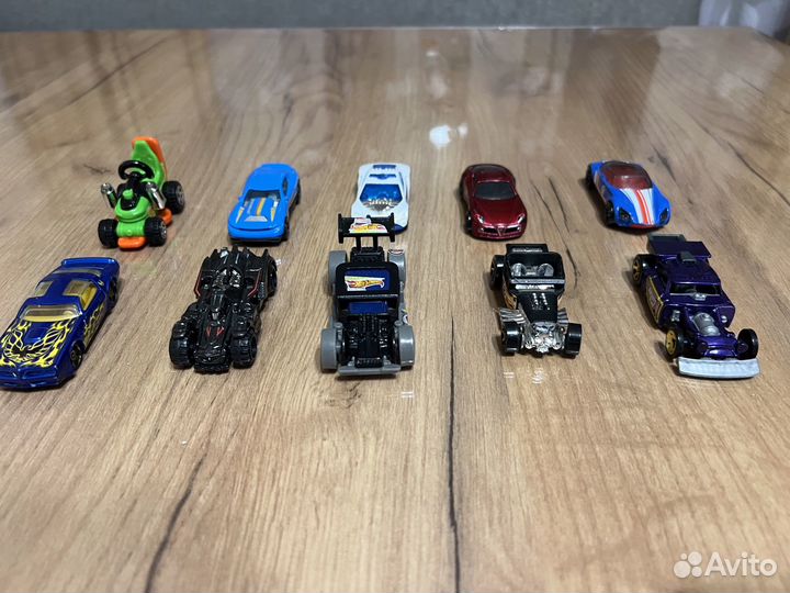 Hot wheels машинки 10шт