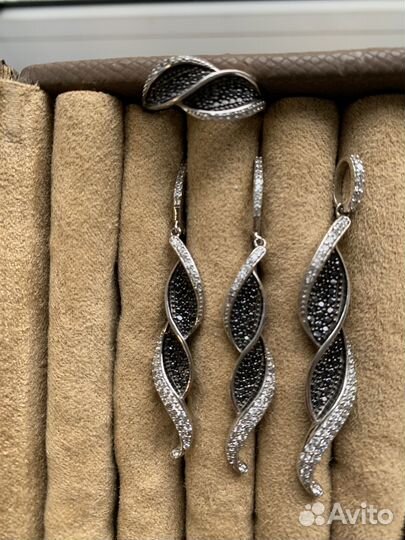 Серебряный комплект