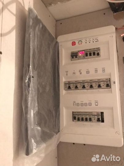 Электрик. Услуги электрика-Электромонтажные работы