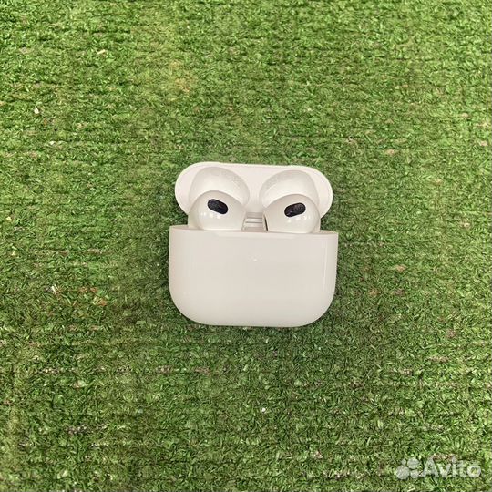 Наушники TWS Apple Airpods 3 белый