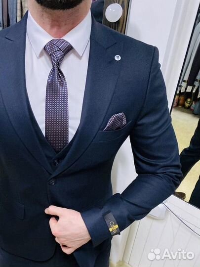 Мужской костюм черно синий (не мнется)