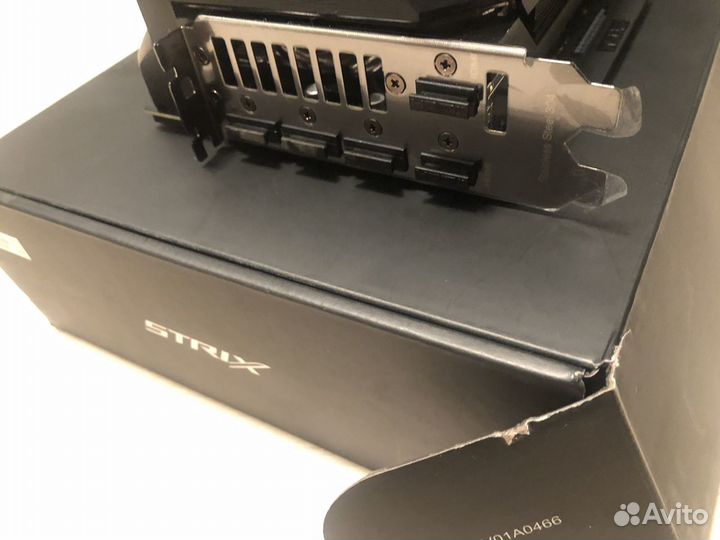 Asus GeForce RTX 3090 ROG strix OC