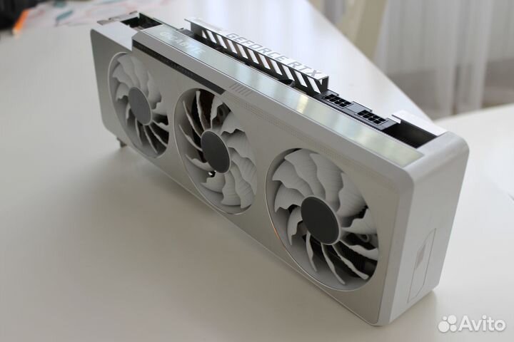 Gigabyte GeForce RTX 3070 Ti vision OC