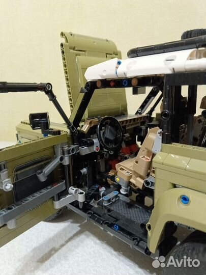 Lego technic 42110 land rover defender оригинал