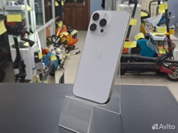 iPhone 15 Pro Max, 256 ГБ