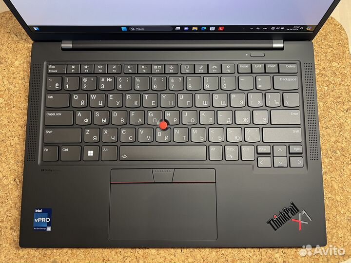 ThinkPad X1 Carbon Gen 10 LTE i5/32/512 New