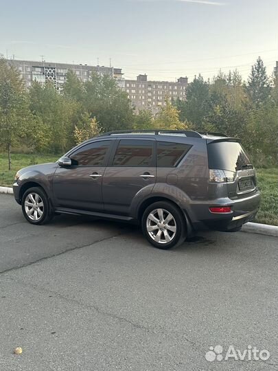 Mitsubishi Outlander 2.4 CVT, 2012, 102 000 км