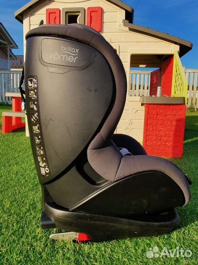 Автокресло britax romer trifix2 i size
