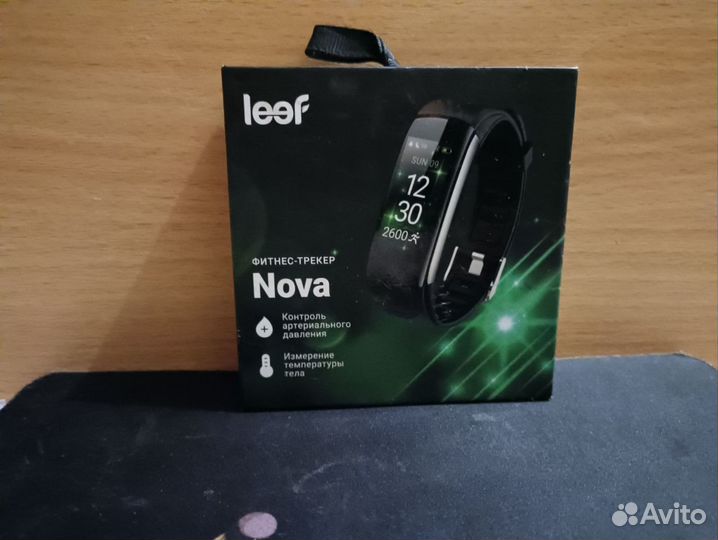 Наручные фитнес часы leef Nova