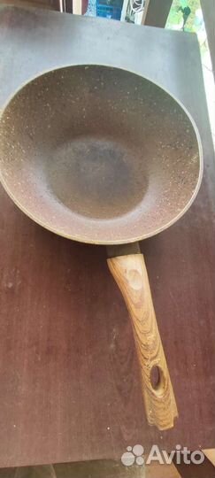 Сковорода бу fissman